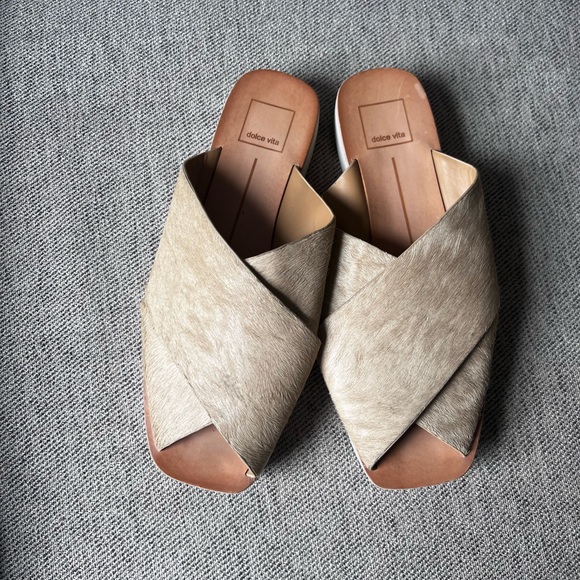 Dolce Vita Capri sandals - Picture 7 of 9